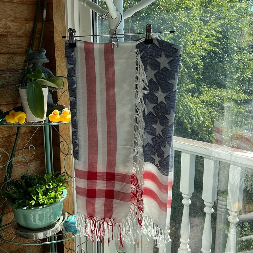 44” square patriotic fringed scarf/table cover - Picture 1 of 6